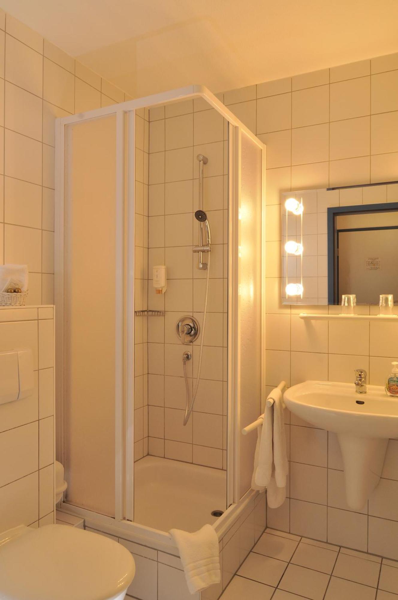 Hotel & Restaurant Seebruecke Zingst Quarto foto